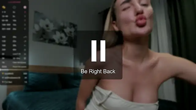 chloewallace online show from 22, 3, 2025