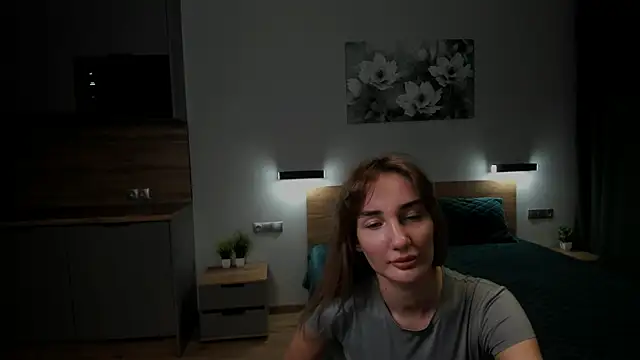chloewallace online show from 30, 1, 2025