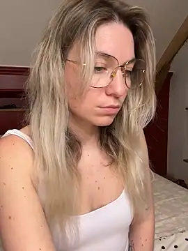 carlaaa online show from 27, 3, 2026