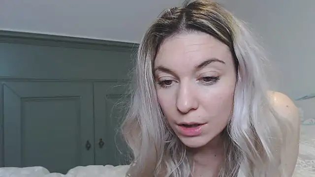 carlaaa online show from 14, 3, 2025