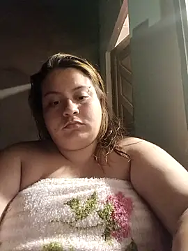 Snapshot of carola_hotwife chatting on 3, 10, 2025 carola hotwife online show from 3, 10, 2025