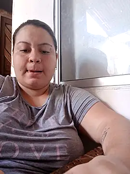 Snapshot of carola_hotwife chatting on 27, 9, 2025 carola hotwife online show from 27, 9, 2025