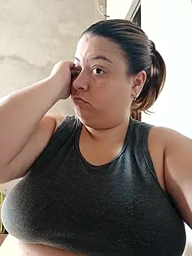 Snapshot of carola_hotwife chatting on 1, 10, 2025 carola hotwife online show from 1, 10, 2025