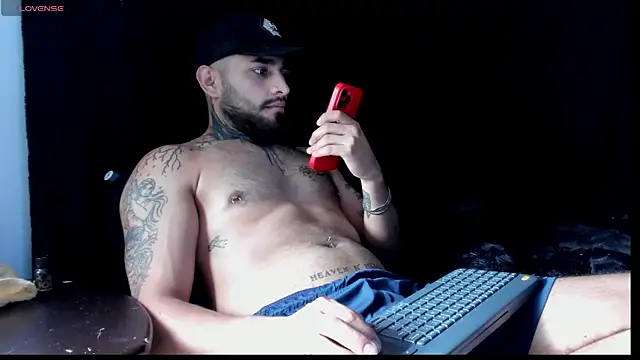 Snapshot of christangel_96_ chatting on 15, 2, 2025 christangel 96 online show from 15, 2, 2025