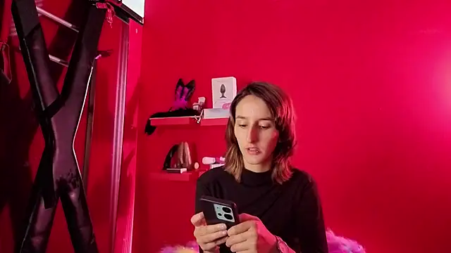 Ambar Roux  online show from 7, 2, 2026