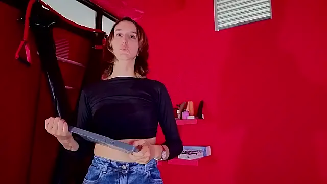 Snapshot of Ambar_Roux_ chatting on 26, 5, 2026 Ambar Roux online show from 26, 5, 2026