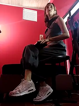 Ambar Roux  online show from 16, 12, 2025