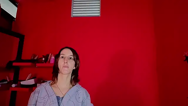 Snapshot of Ambar_Roux_ chatting on 8, 5, 2026 Ambar Roux online show from 8, 5, 2026