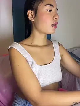 Snapshot of _Luana chatting on 21, 2, 2025  Luana online show from 21, 2, 2025