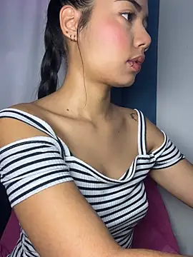 Snapshot of _Luana chatting on 7, 3, 2025  Luana online show from 7, 3, 2025