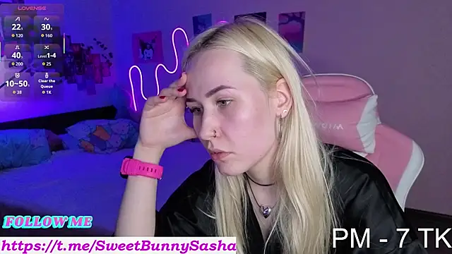 Snapshot of Bunny__of_love chatting on 4, 11, 2025 Bunny of love online show from 4, 11, 2025