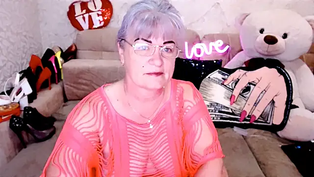 Snapshot of SiberiabBerry chatting on 10, 5, 2026 SiberiabBerry online show from 10, 5, 2026