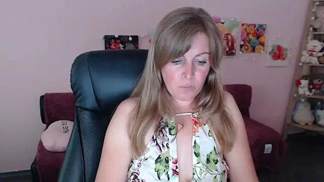 Hot Milady online show from 18, 6, 2026