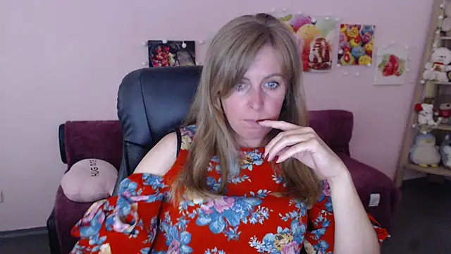 Hot Milady online show from 19, 6, 2026