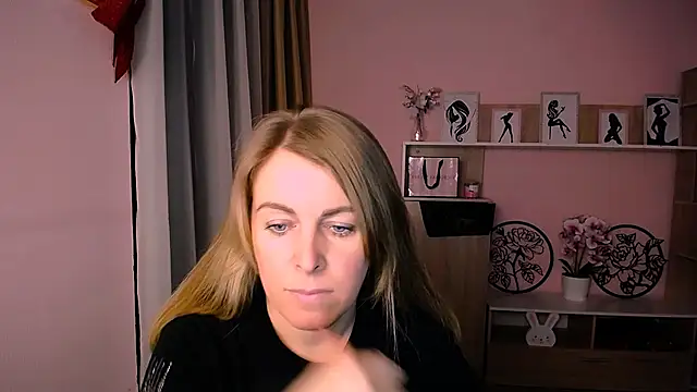 Hot Milady online show from 17, 1, 2025