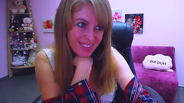 Hot Milady online show from 28, 11, 2025