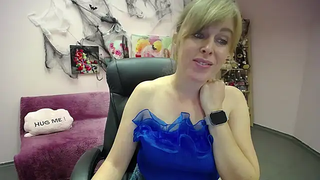 Hot Milady online show from 16, 10, 2025