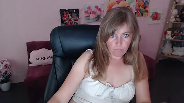 Hot Milady online show from 3, 7, 2026