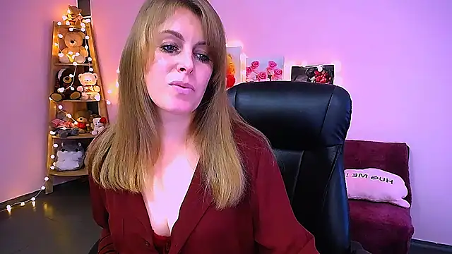 Hot Milady online show from 19, 12, 2025