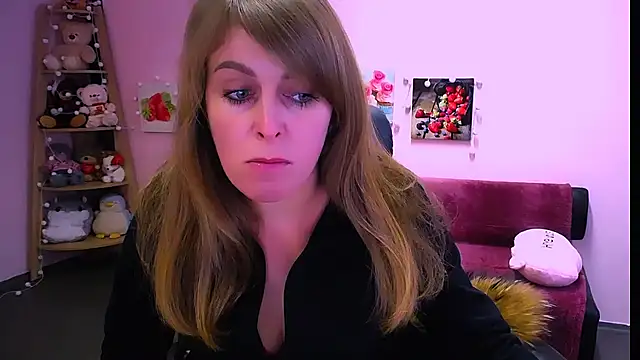 Hot Milady online show from 12, 2, 2026