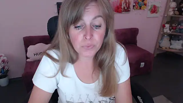 Hot Milady online show from 1, 7, 2026