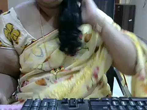 Snapshot of Naughty_Nityaa chatting on 23, 2, 2025 Naughty Nityaa online show from 23, 2, 2025