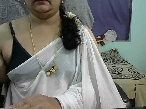 Snapshot of Naughty_Nityaa chatting on 4, 3, 2025 Naughty Nityaa online show from 4, 3, 2025