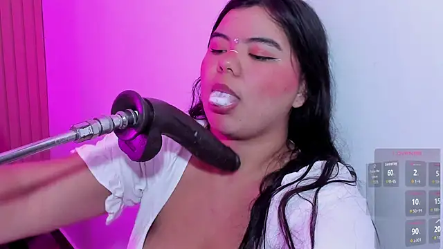 klhoe boobs online show from 30, 3, 2026