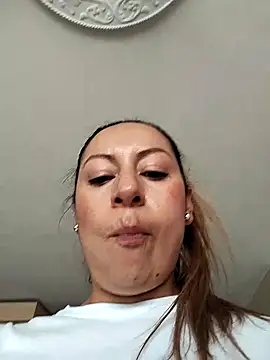 Katalina S3xy online show from 3, 3, 2025