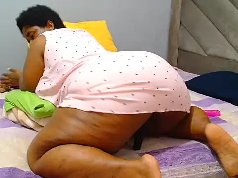 Snapshot of Hips2seyy86 chatting on 23, 11, 2025 Hips2seyy86 online show from 23, 11, 2025