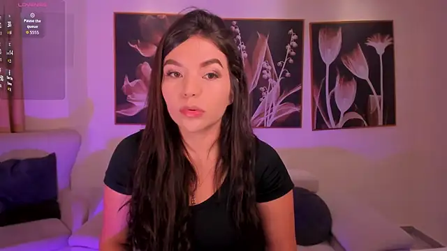 ValeriaRoldanX online show from 9, 1, 2026