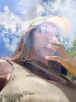 tiana nave online show from 12, 10, 2025