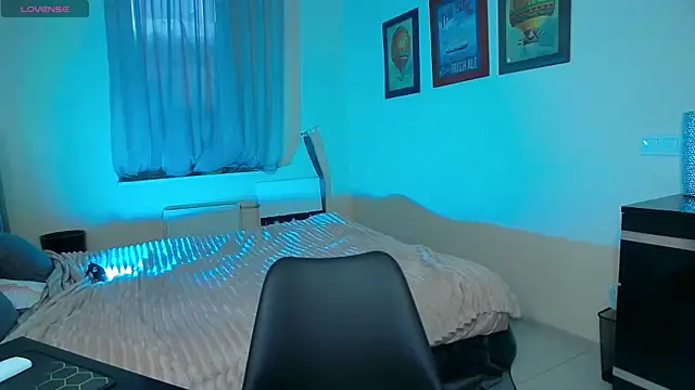 Lillianhot68 online show from 13, 4, 2026