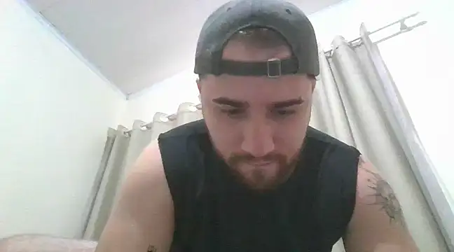 Snapshot of TomAlex chatting on 8, 3, 2025 TomAlex online show from 8, 3, 2025
