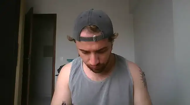 Snapshot of TomAlex chatting on 30, 1, 2025 TomAlex online show from 30, 1, 2025