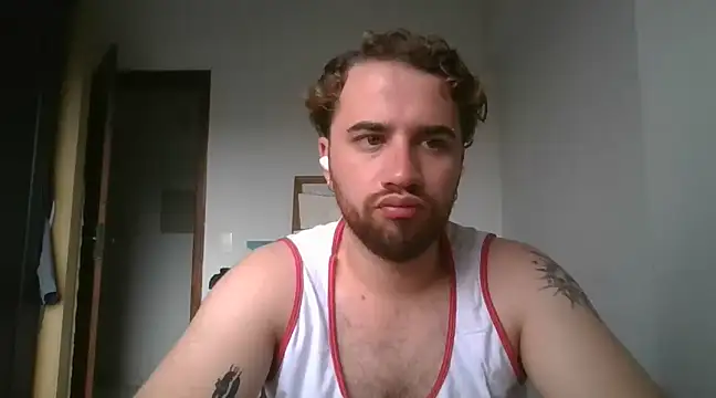Snapshot of TomAlex chatting on 30, 1, 2025 TomAlex online show from 30, 1, 2025