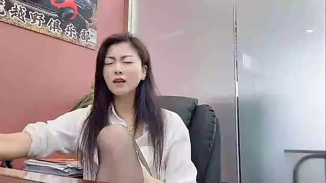 QianF-666 online show from 12, 10, 2025