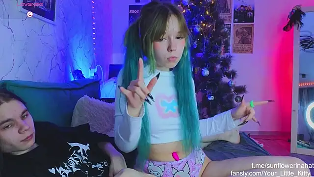 Snapshot of 812sunflowerinahat chatting on 2, 1, 2025 812sunflowerinahat online show from 2, 1, 2025