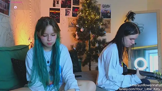 Snapshot of 812sunflowerinahat chatting on 8, 1, 2025 812sunflowerinahat online show from 8, 1, 2025