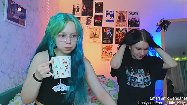 Snapshot of 812sunflowerinahat chatting on 1, 2, 2025 812sunflowerinahat online show from 1, 2, 2025