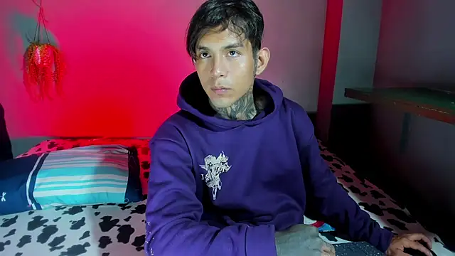 Travistanner 28 online show from 6, 10, 2025