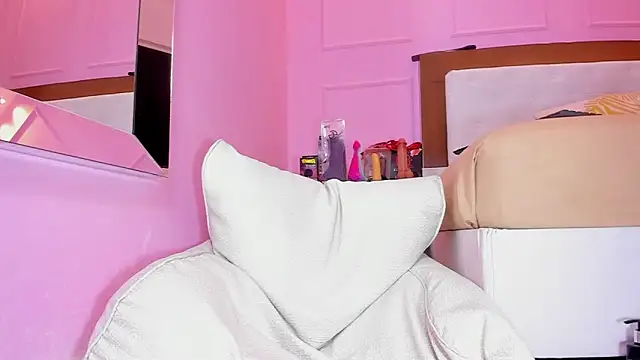 alysonJackson online show from 10, 3, 2026