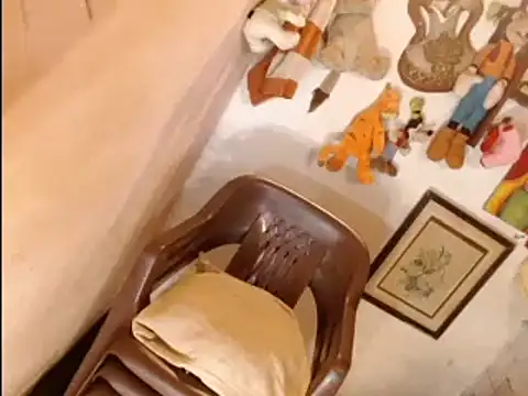 DiablaArdiente05 online show from 4, 3, 2026