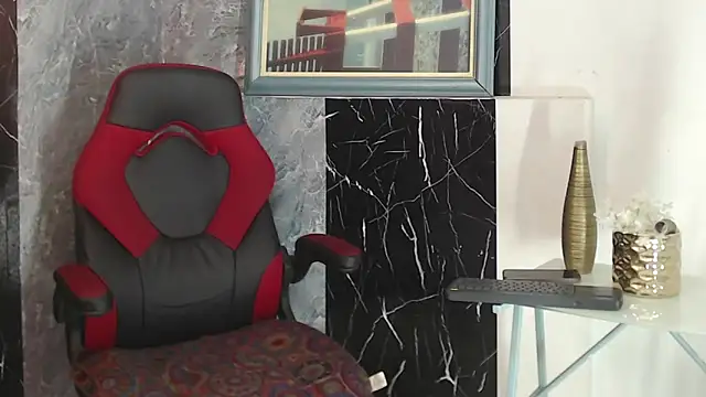 FRAN DESS online show from 5, 4, 2026