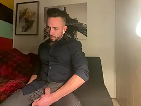 Gman143187 online show from 15, 12, 2025