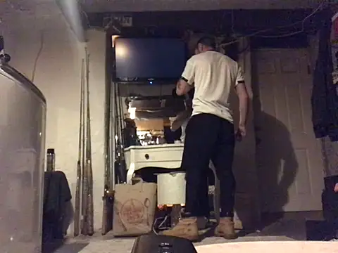 Gman143187 online show from 6, 1, 2025