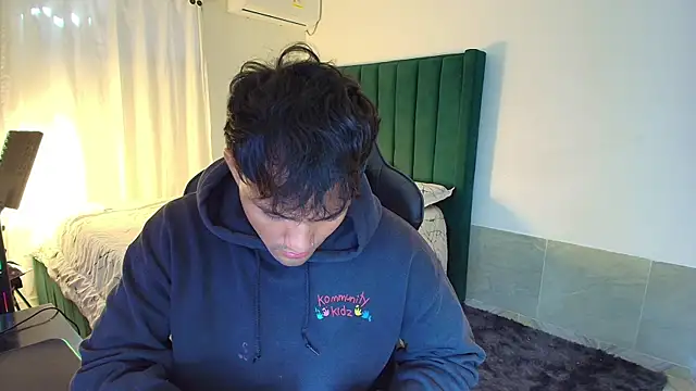 man dur07 online show from 20, 12, 2025