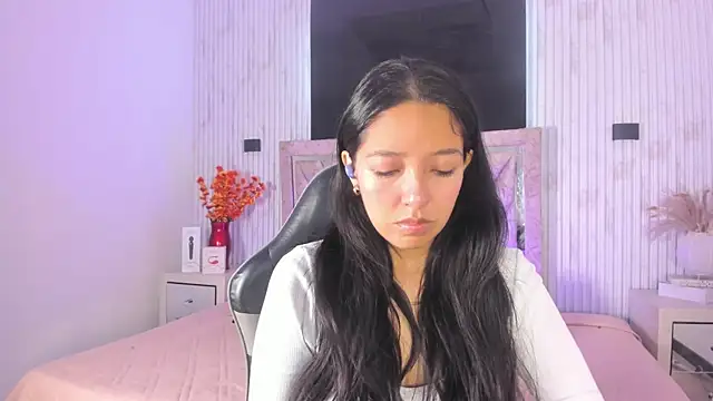 Valery wang online show from 21, 11, 2025