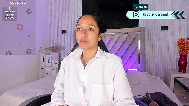 Valery wang online show from 22, 12, 2025