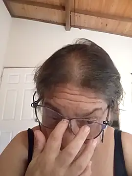 florecita69 online show from 28, 10, 2025